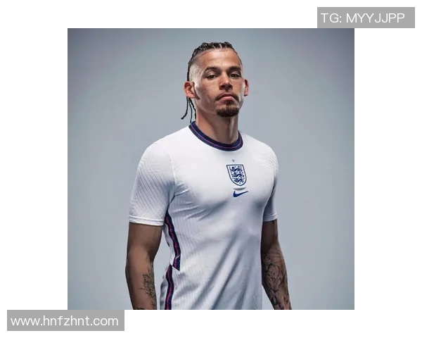 足球明星高清头像集锦展现运动魅力与风采的完美瞬间