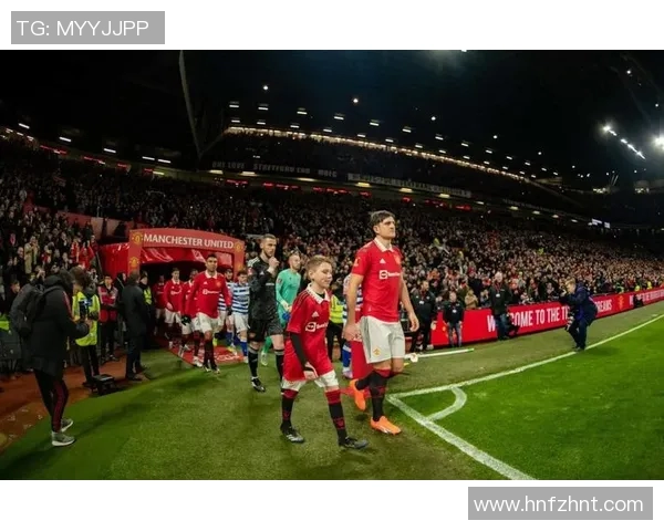 足球明星赛队长袖标背后的故事与荣耀传承解析