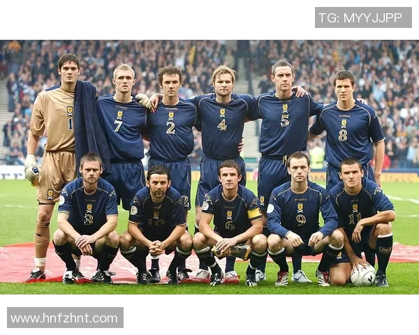 足球明星约架高清图片大集合展现球场外的激情对抗与友谊较量