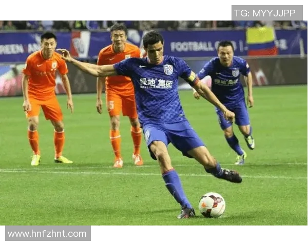 广州与上海绿地的激烈对决谁能在这场较量中笑到最后 广州与上海绿地的激烈对决谁能在这场较量中笑到最后